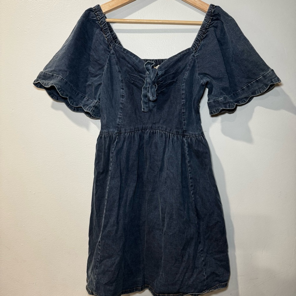 NWT Umgee Blue Denim Smocked Dress Ruffle Size Small Boho - Picture 1 of 6